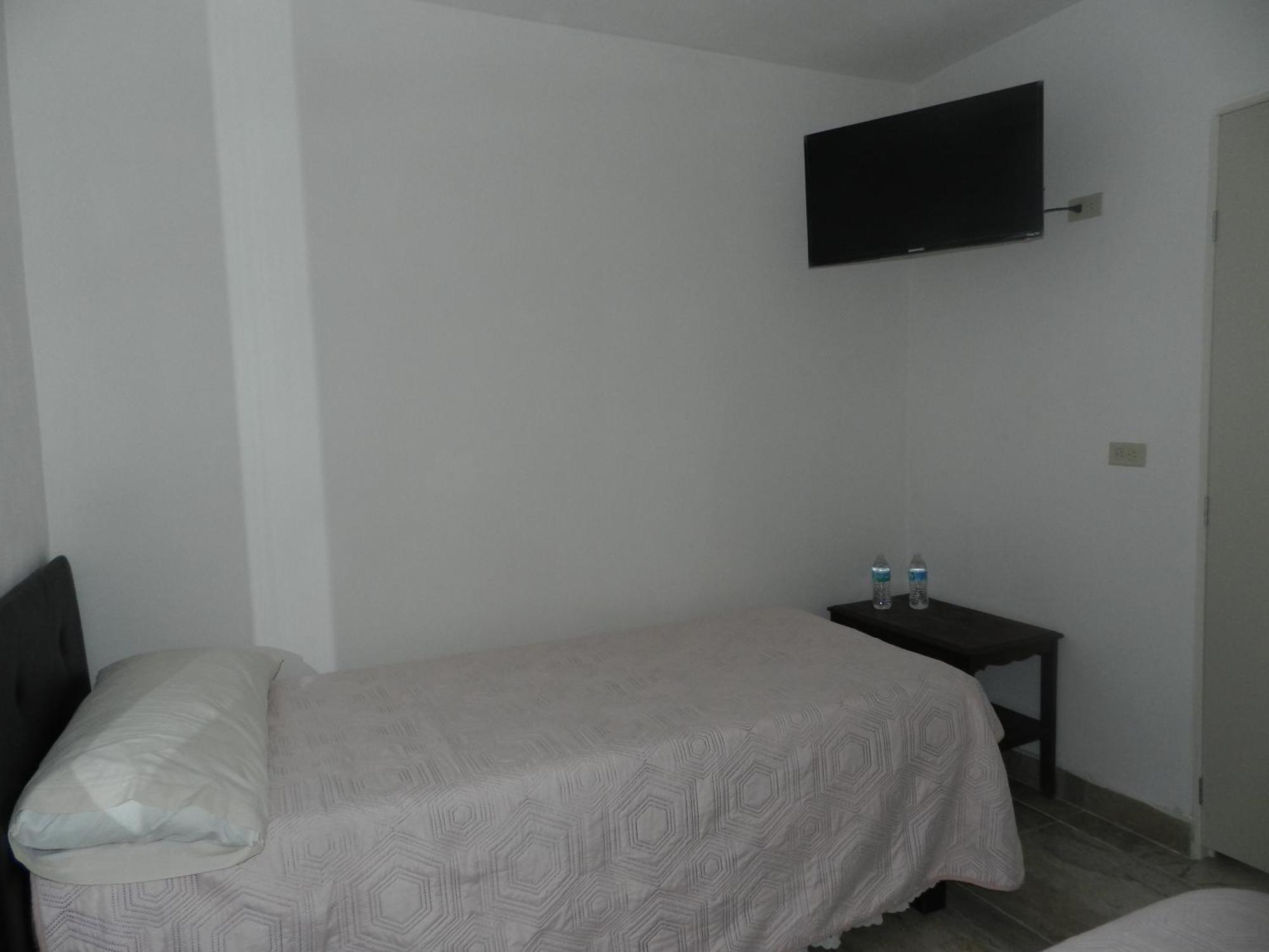 Posada San Carlos Puerto San Carlos Екстериор снимка
